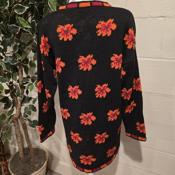 Vintage International Express Sweater, Tunic, Dress Oversized Knit  Roses Size S - Picture 6 of 11